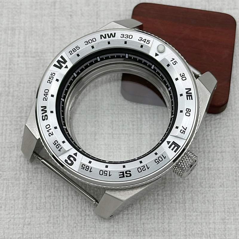 NH35ケース サムライキングケース サファイアクリスタル  - Citizen Watch Tsuyosa のレビューと価格